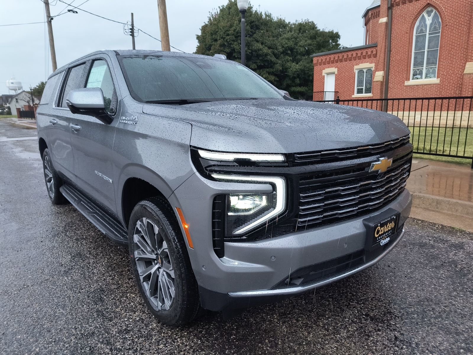 New 2026 Chevrolet Suburban High Country image 2