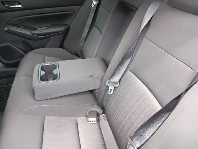 Used 2020 Nissan Altima 2.5 S FWD image 11