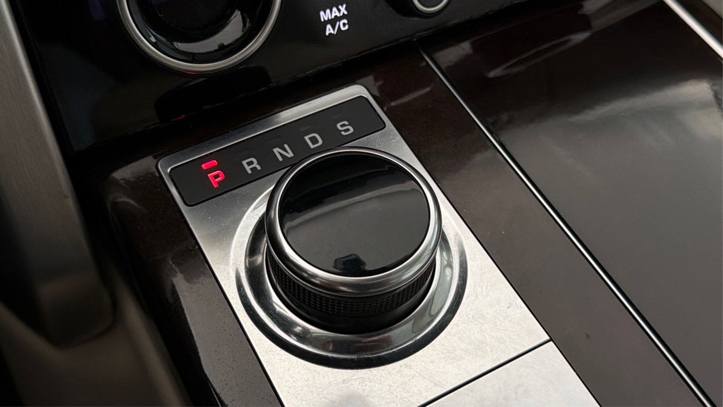 Used 2018 Land Rover Range Rover Supercharged AWD/4WD image 41