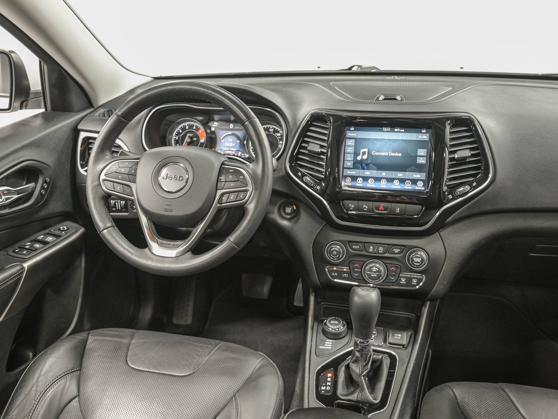 Used 2021 Jeep Cherokee Limited AWD/4WD image 30