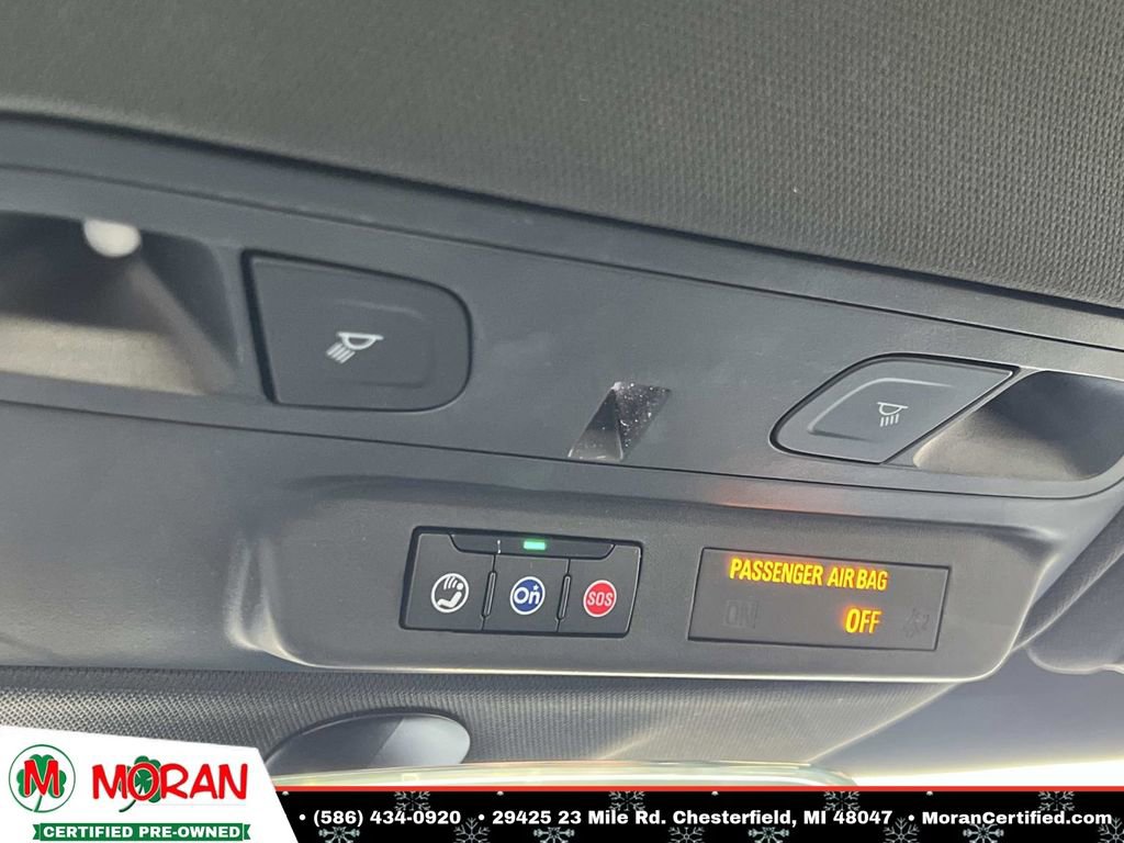 Used 2022 Chevrolet Camaro LT w/ Technology Package image 28