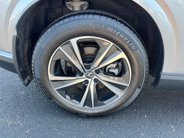 Used 2024 Lexus RX 350 Premium w/ Accessory Package (Z1) AWD/4WD image 10