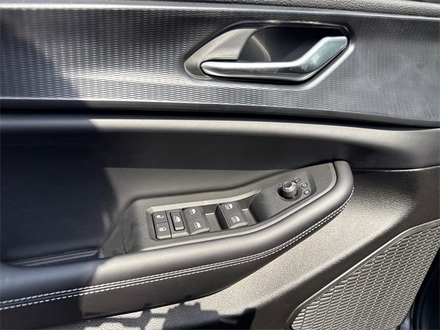 New 2025 Jeep Grand Cherokee L Altitude image 13