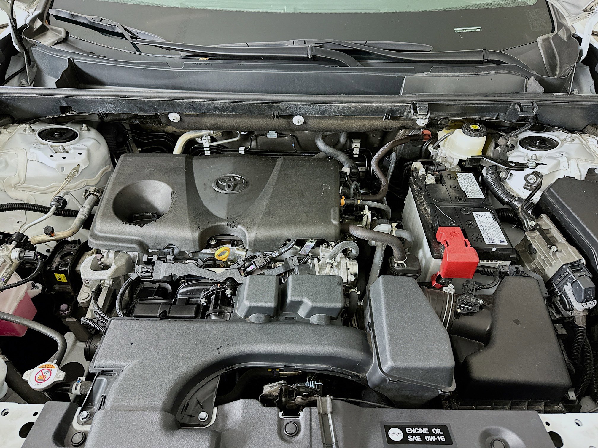 Used 2024 Toyota RAV4 XLE image 31