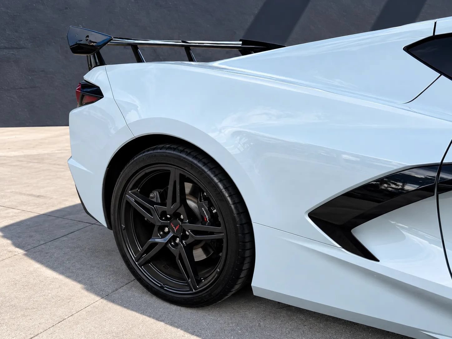 Used 2024 Chevrolet Corvette Stingray Coupe w/ Z51 Performance Package RWD image 21