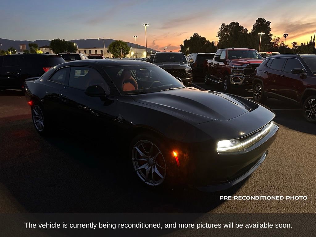 Used 2024 Dodge Charger Daytona Scat Pack w/ Plus Group AWD/4WD image 8