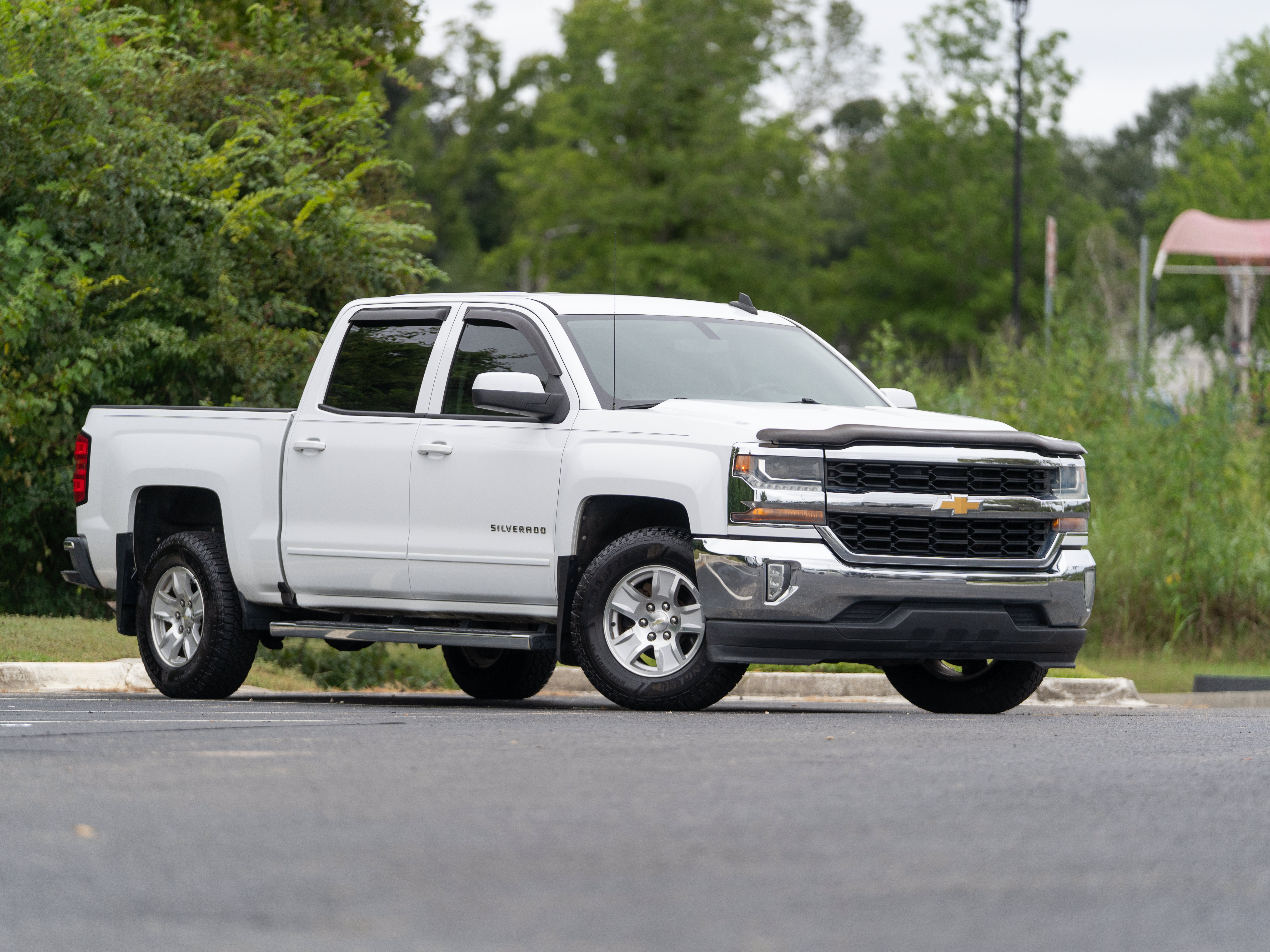 Used 2017 Chevrolet Silverado 1500 LT w/ All Star Edition RWD image 2