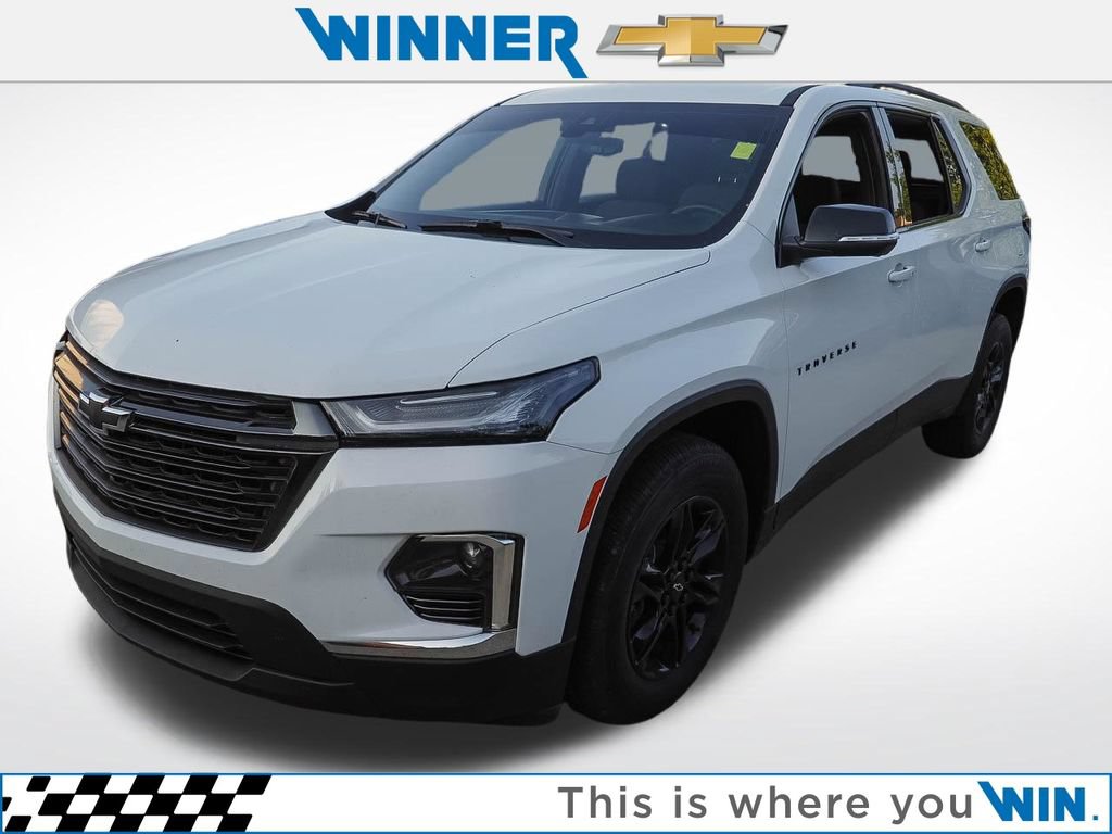 Certified 2023 Chevrolet Traverse LT FWD image 1