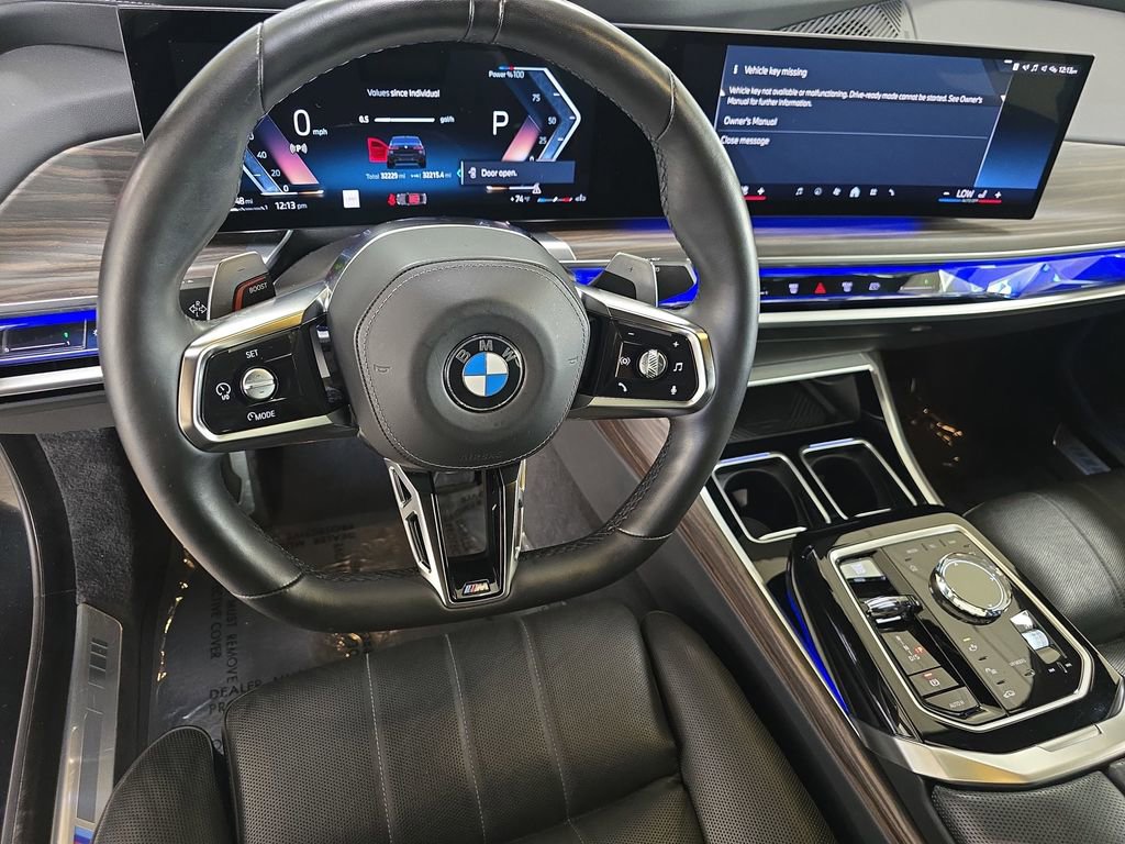 Certified 2024 BMW 760i xDrive w/ Luxury Rear Seating Package AWD/4WD image 19