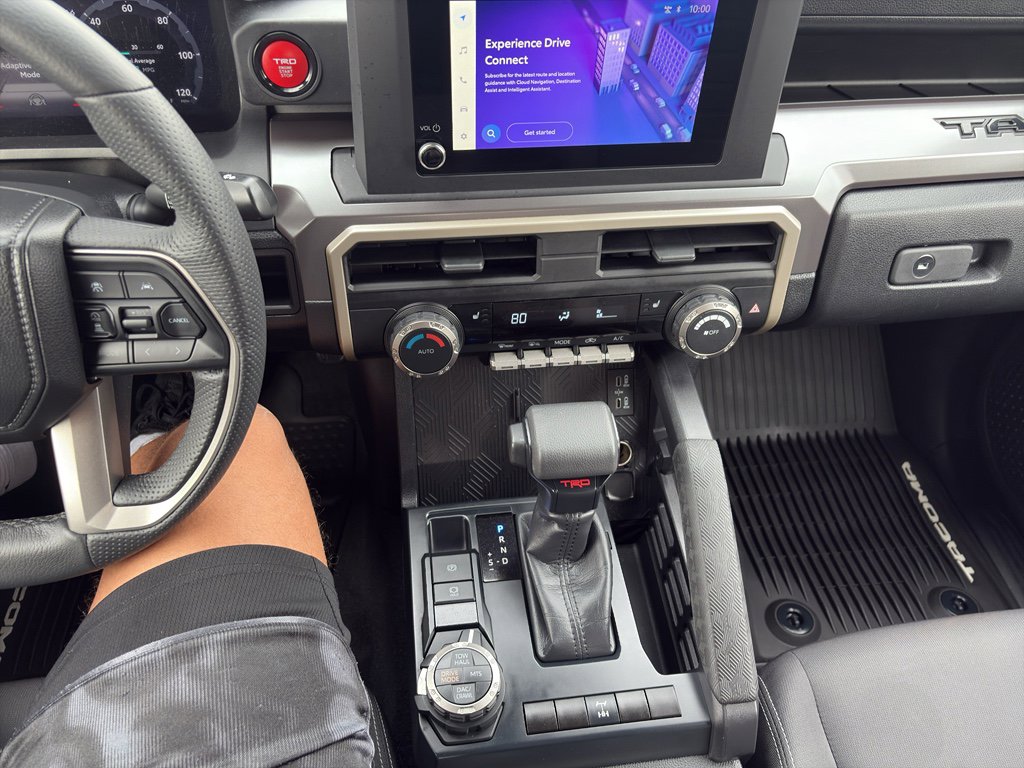 Used 2025 Toyota Tacoma TRD Off-Road image 15