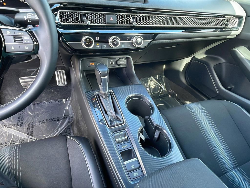 Used 2023 Honda Civic Sport image 16