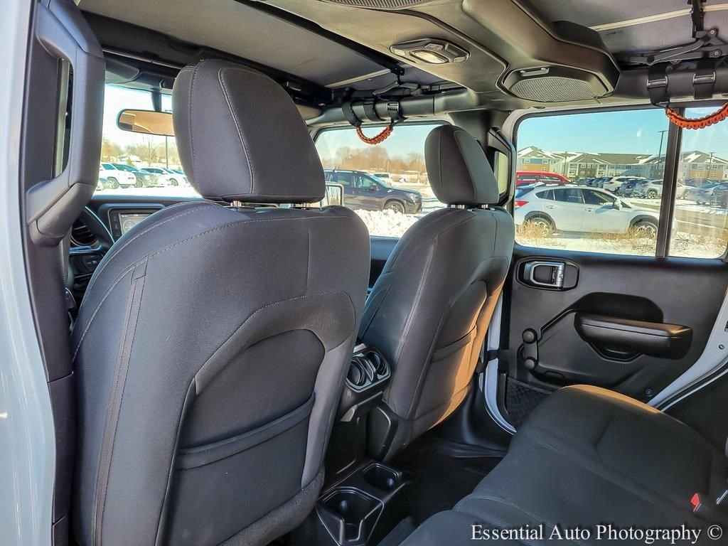 Used 2018 Jeep Wrangler Unlimited Sport image 12
