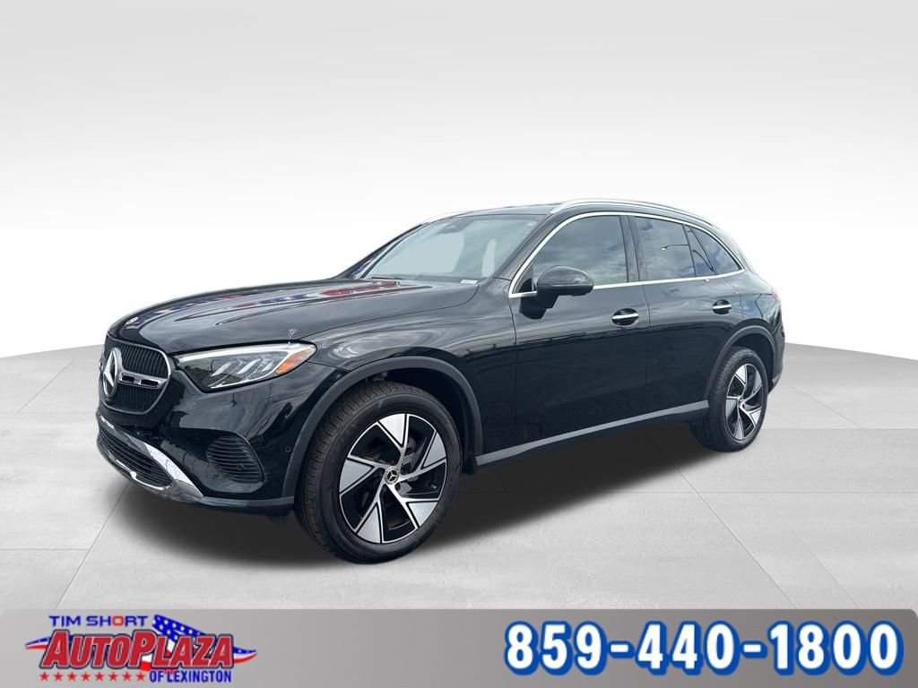 Used 2024 Mercedes-Benz GLC 300 4MATIC image 1