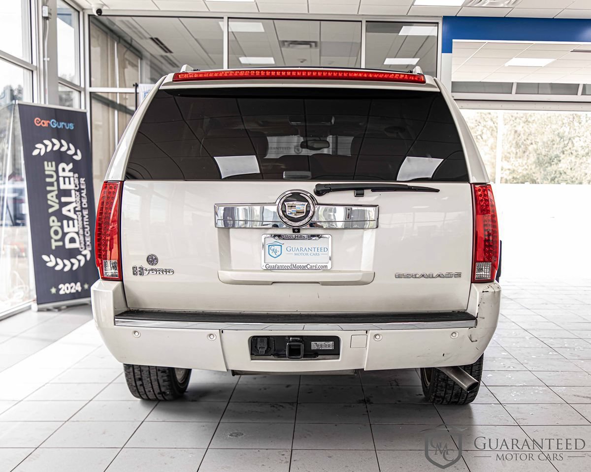 Used 2010 Cadillac Escalade 2WD Hybrid image 14
