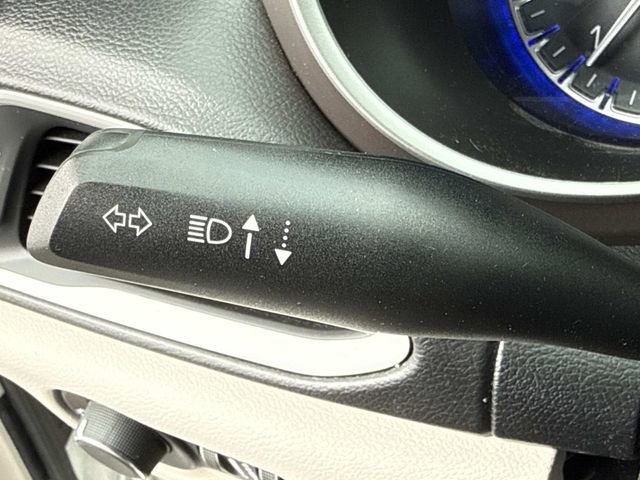 Used 2017 Chrysler Pacifica LX FWD image 12
