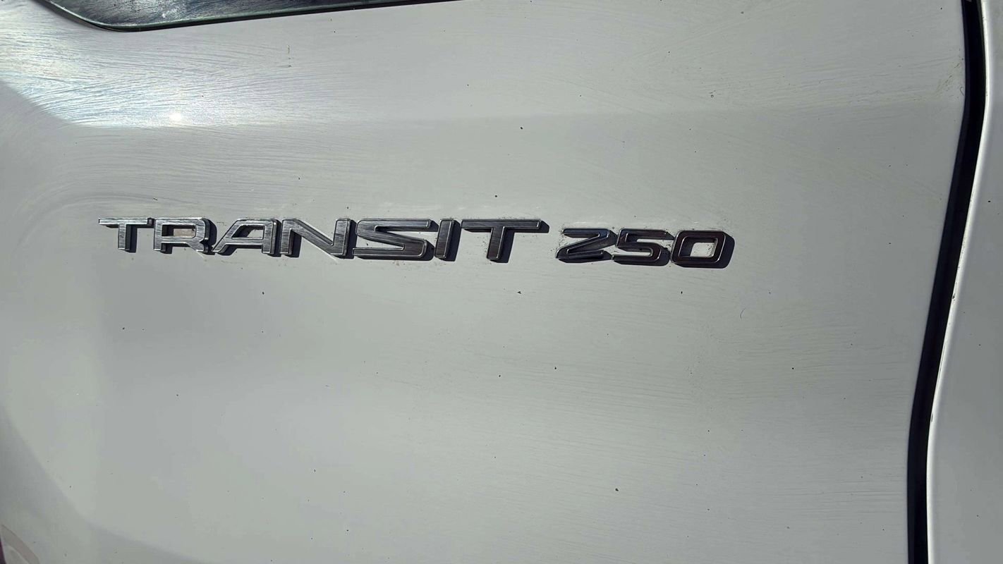 Used 2020 Ford Transit 250 Low Roof AWD image 18