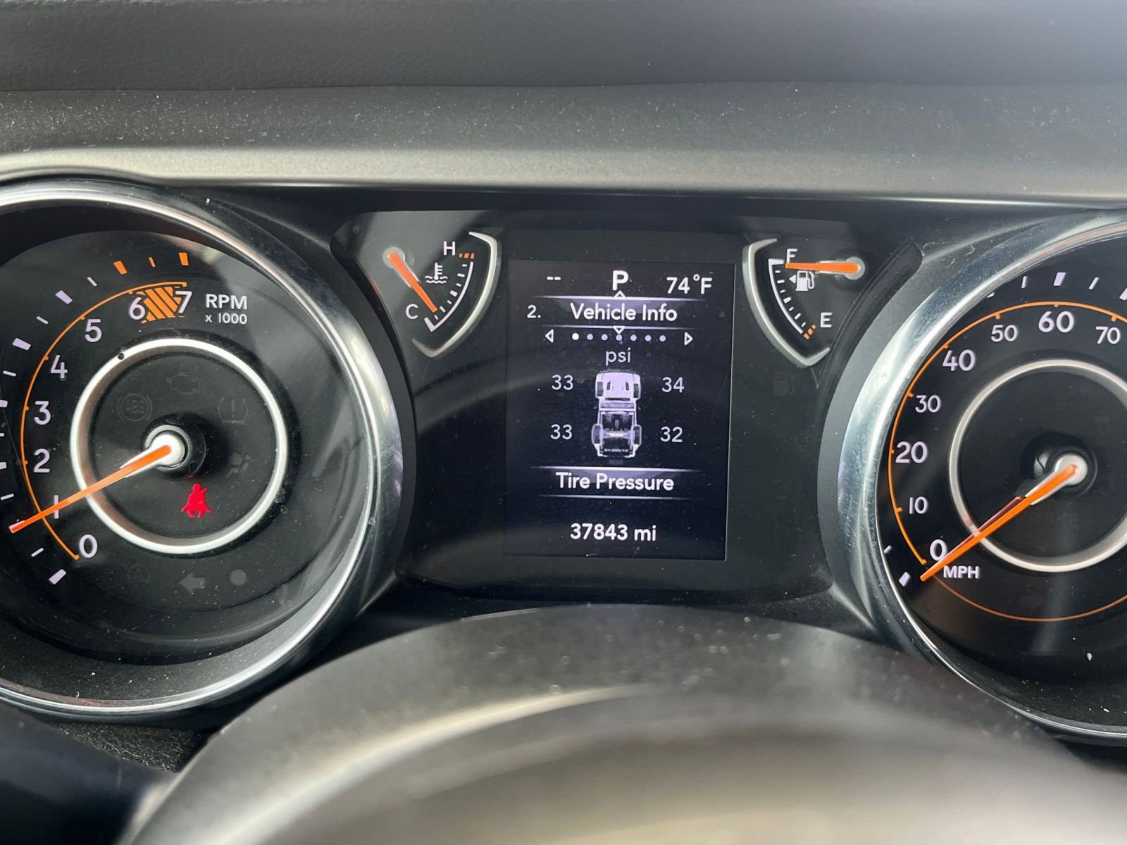 Used 2023 Jeep Wrangler Sport image 39