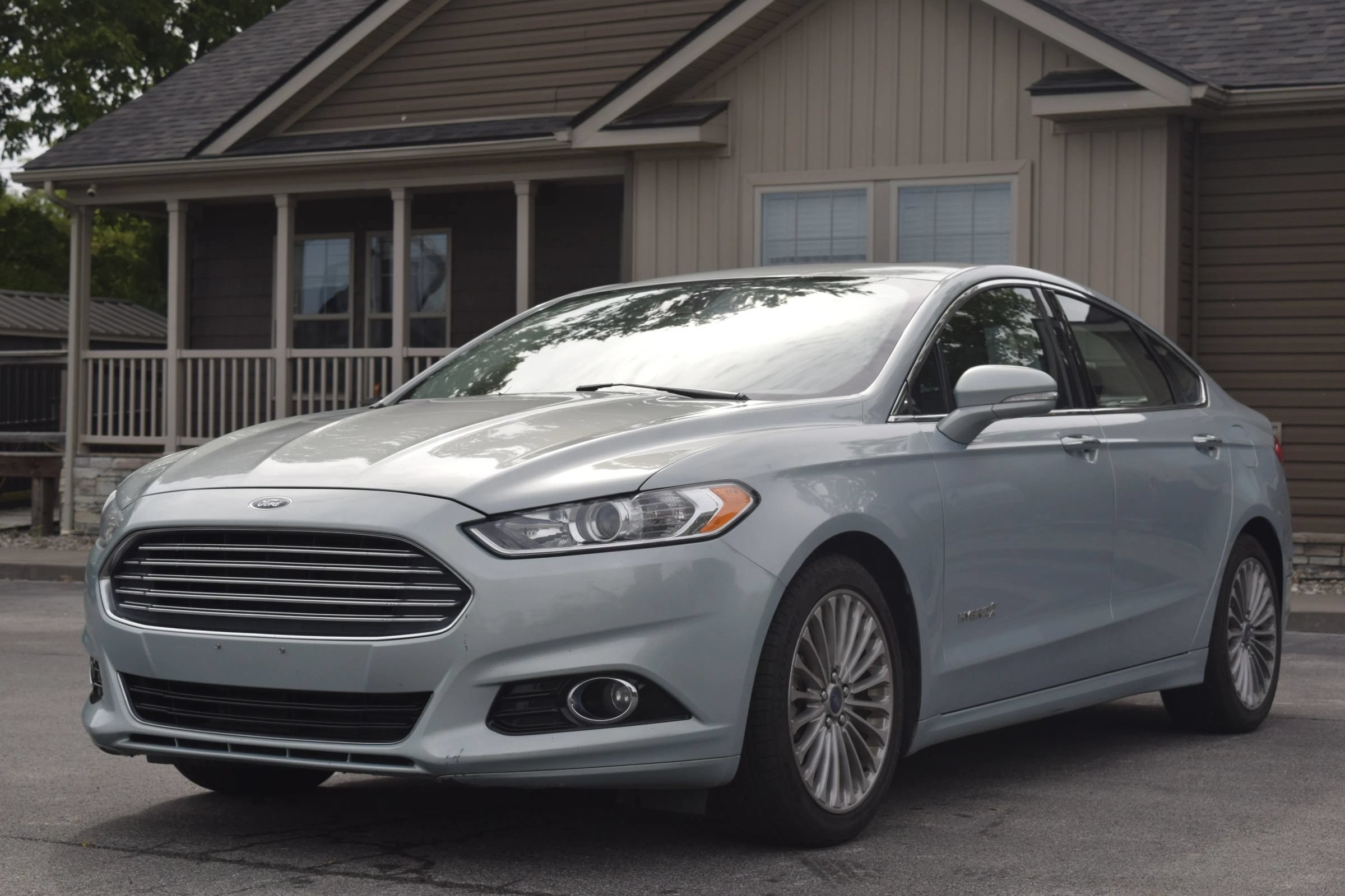 Used 2013 Ford Fusion Titanium w/ Titanium Driver Assist Pkg