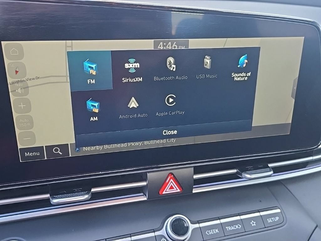 Used 2025 Hyundai Elantra Limited FWD image 18