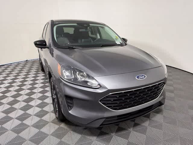 Used 2021 Ford Escape SE w/ SE Sport Appearance Package FWD image 8