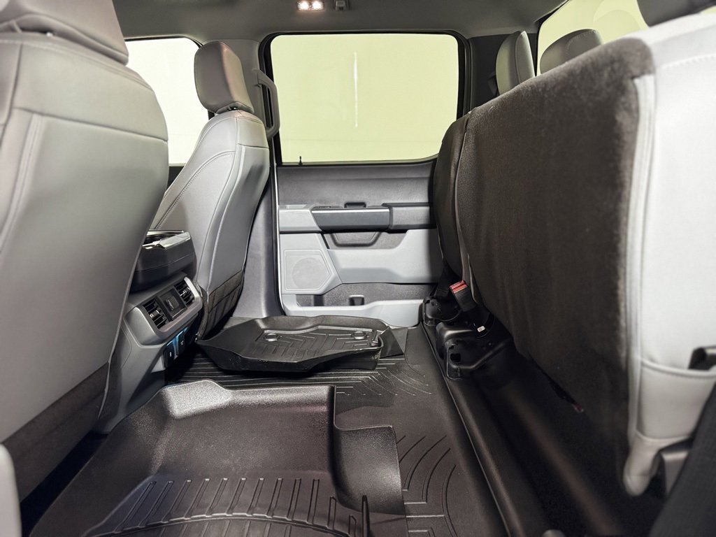 Used 2022 Ford F150 Lightning Pro image 18