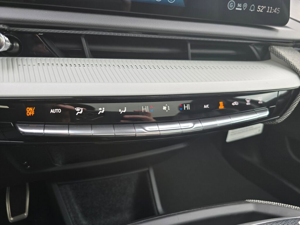 New 2026 Cadillac Optiq Sport 1 image 30