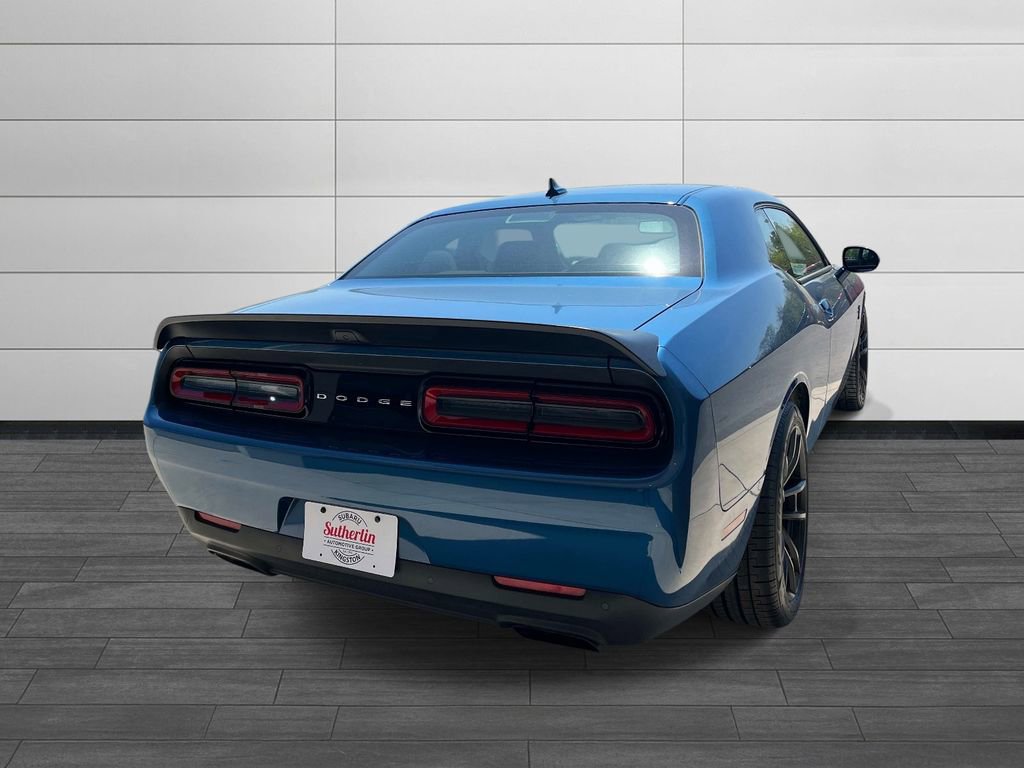 Used 2023 Dodge Challenger SRT Hellcat w/ Harmon/Kardon Sound Group RWD image 3