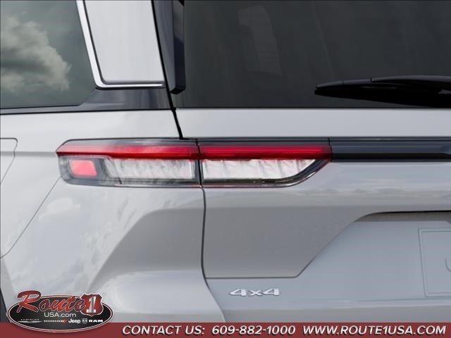 New 2026 Jeep Grand Cherokee Limited w/ MOPAR Finishing Package AWD/4WD image 10