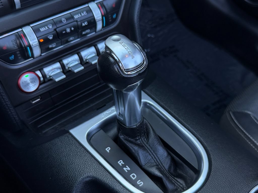 Used 2019 Ford Mustang Premium RWD image 15