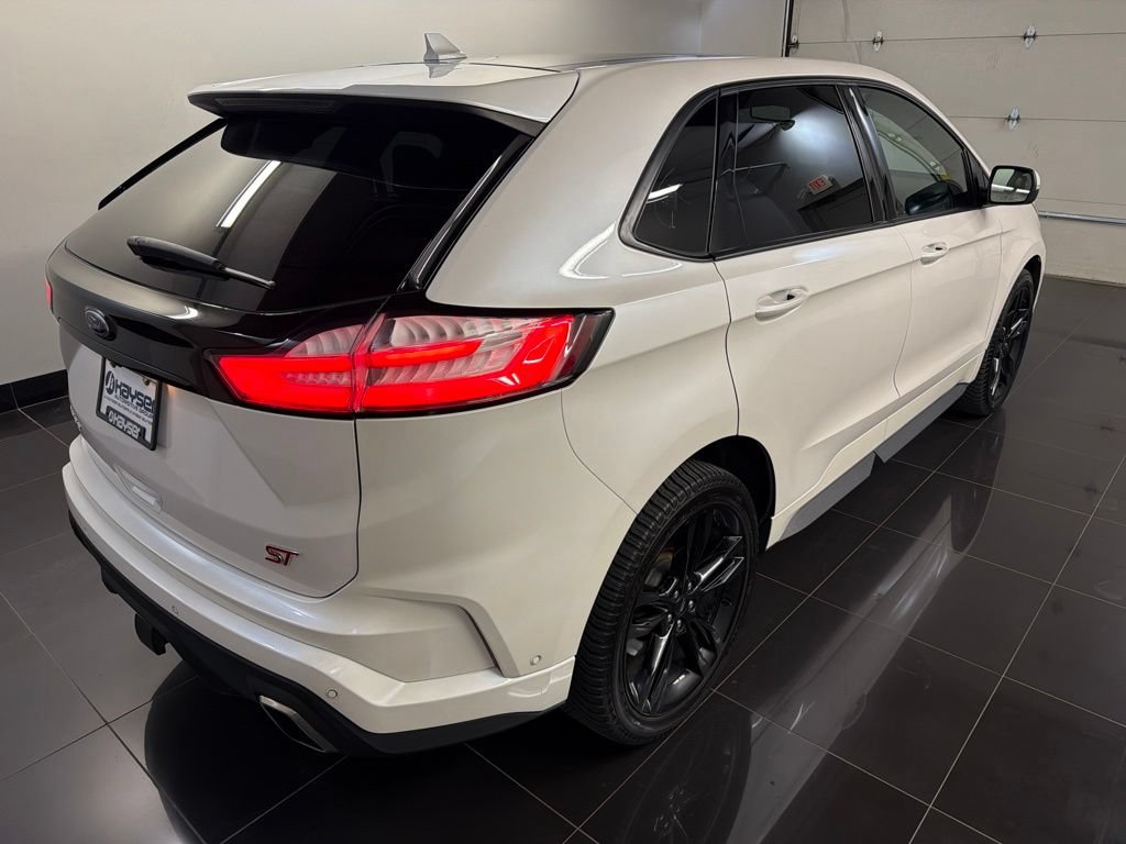 Certified 2019 Ford Edge ST w/ Equipment Group 401A AWD/4WD image 5