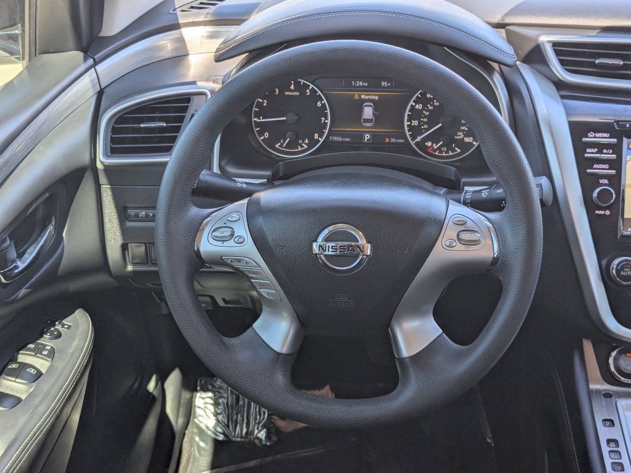 Used 2018 Nissan Murano S image 16