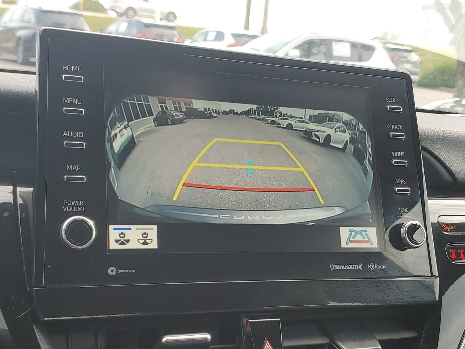 Used 2024 Toyota Camry XLE w/ Cold Weather Package FWD image 27