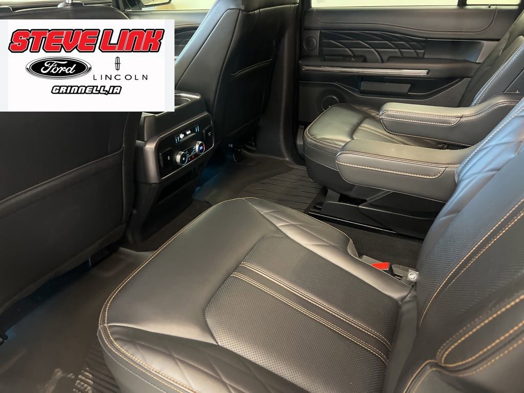 Used 2024 Ford Expedition Max Platinum AWD/4WD image 8