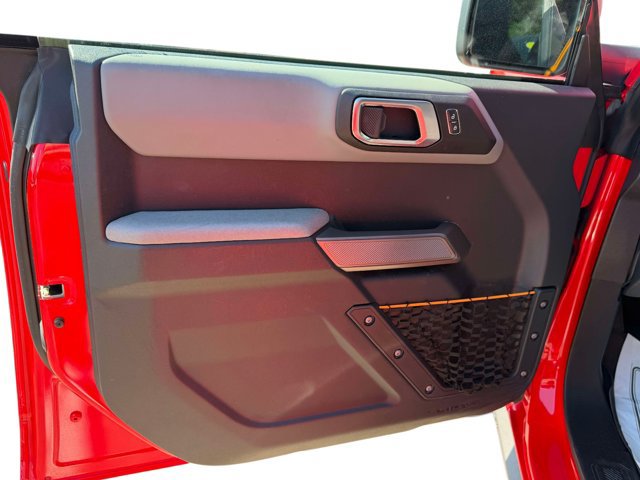 Used 2023 Ford Bronco Badlands AWD/4WD image 14