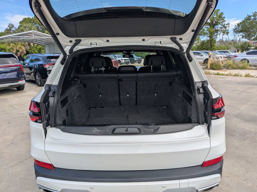 Used 2024 BMW X5 sDrive40i w/ Premium Package RWD image 12