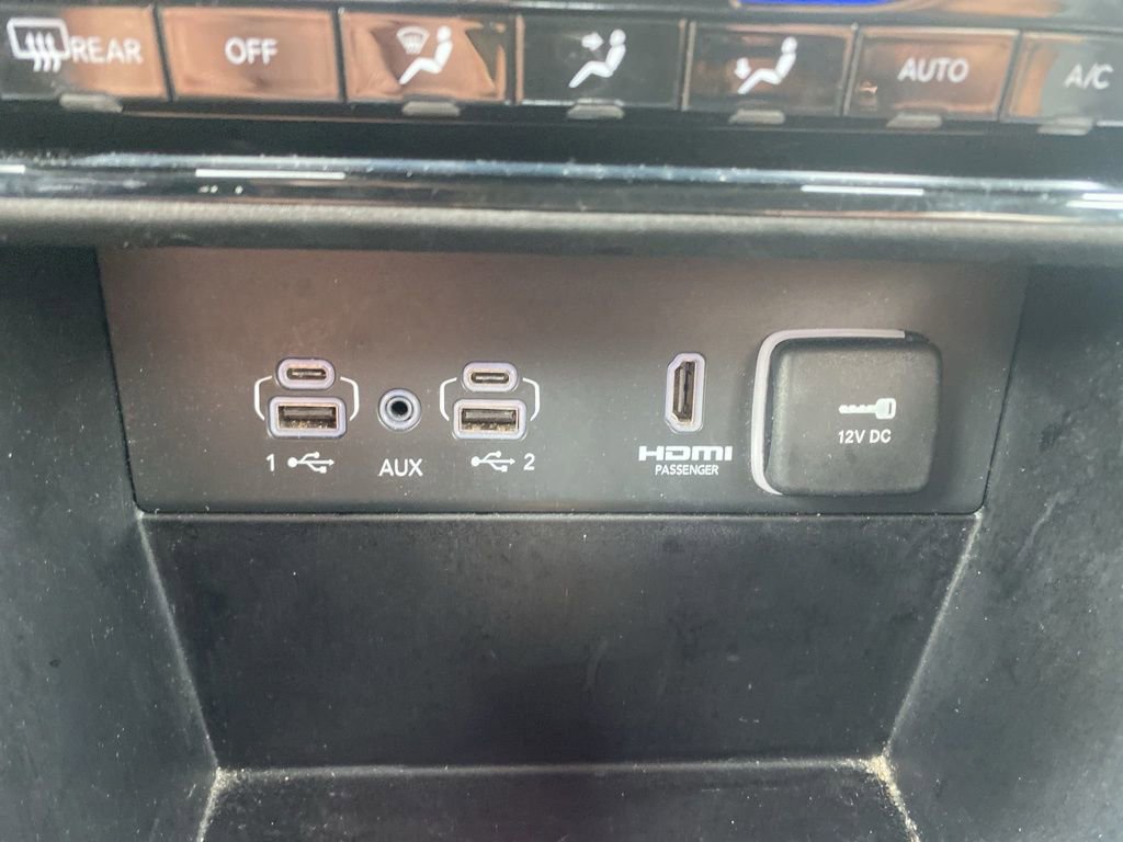 Used 2024 Jeep Grand Cherokee Limited 4xe image 29