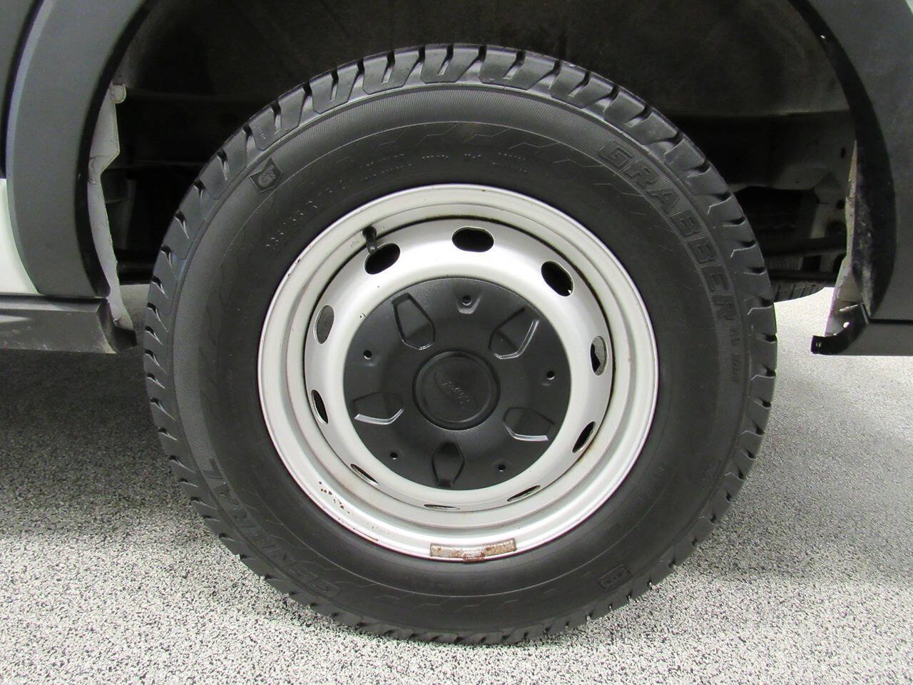 Used 2019 Ford Transit 150 130 Low Roof RWD image 11
