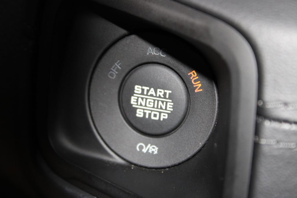 Used 2025 Jeep Wrangler Unlimited Rubicon 4xe w/ Convenience Group image 28