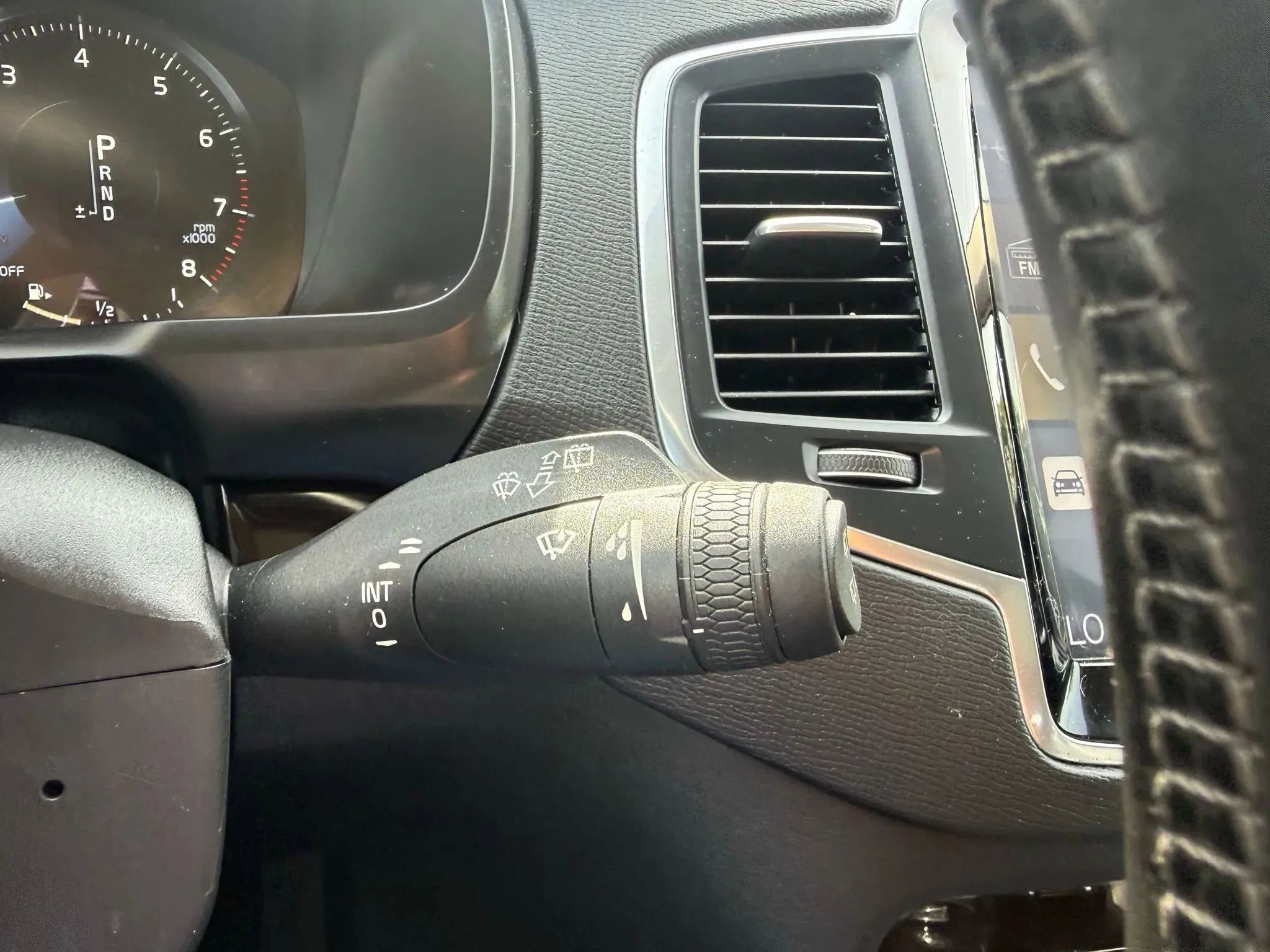 Used 2019 Volvo XC90 T6 Momentum w/ Protection Package Premier image 15