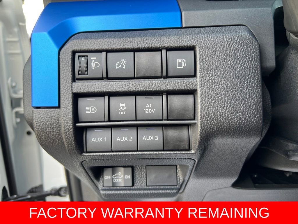 Certified 2025 Toyota Tacoma TRD Off-Road image 39