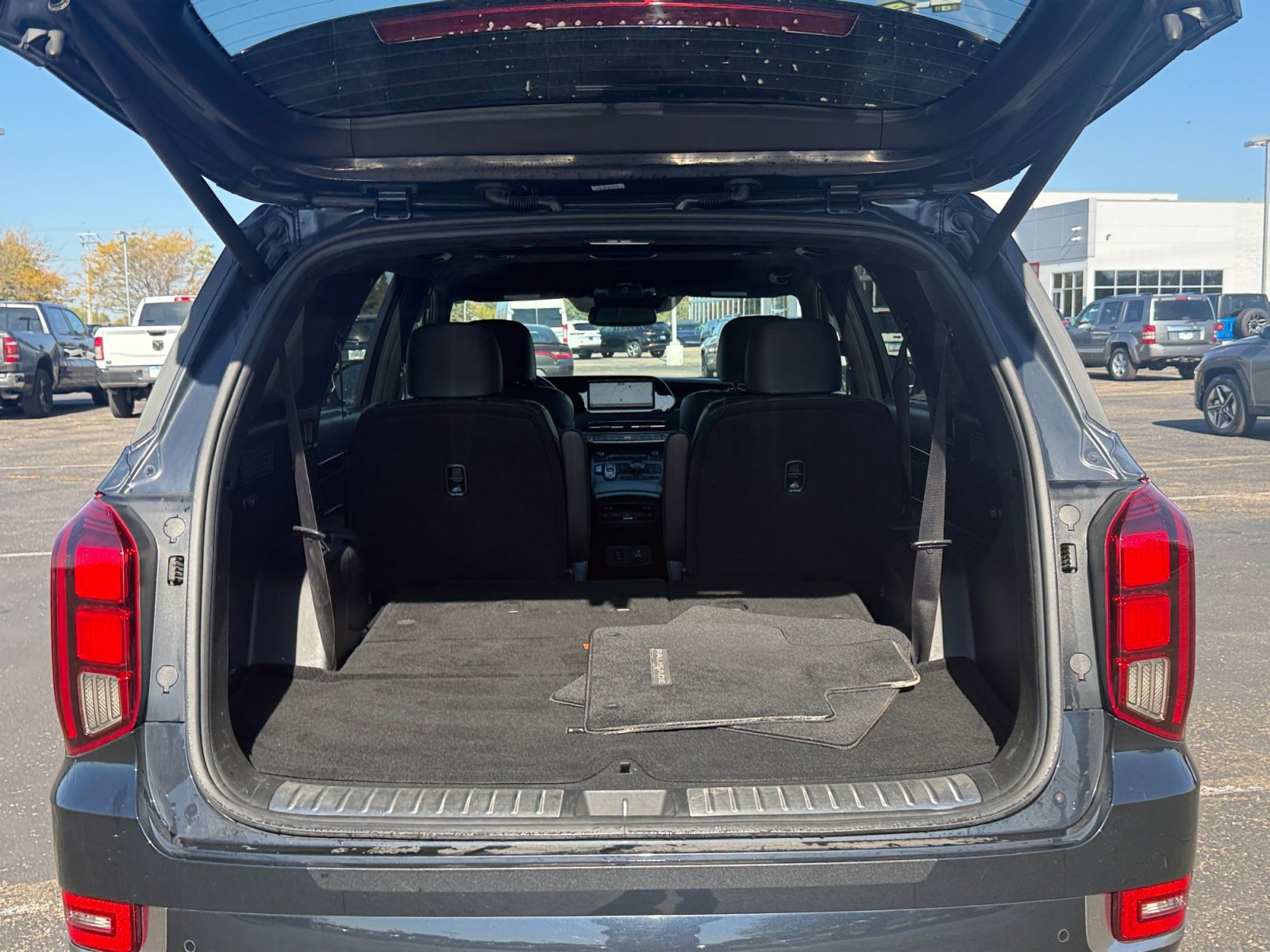 Used 2022 Hyundai Palisade Calligraphy FWD image 18