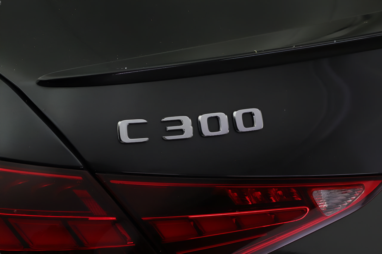 Used 2023 Mercedes-Benz C 300 Sedan image 19