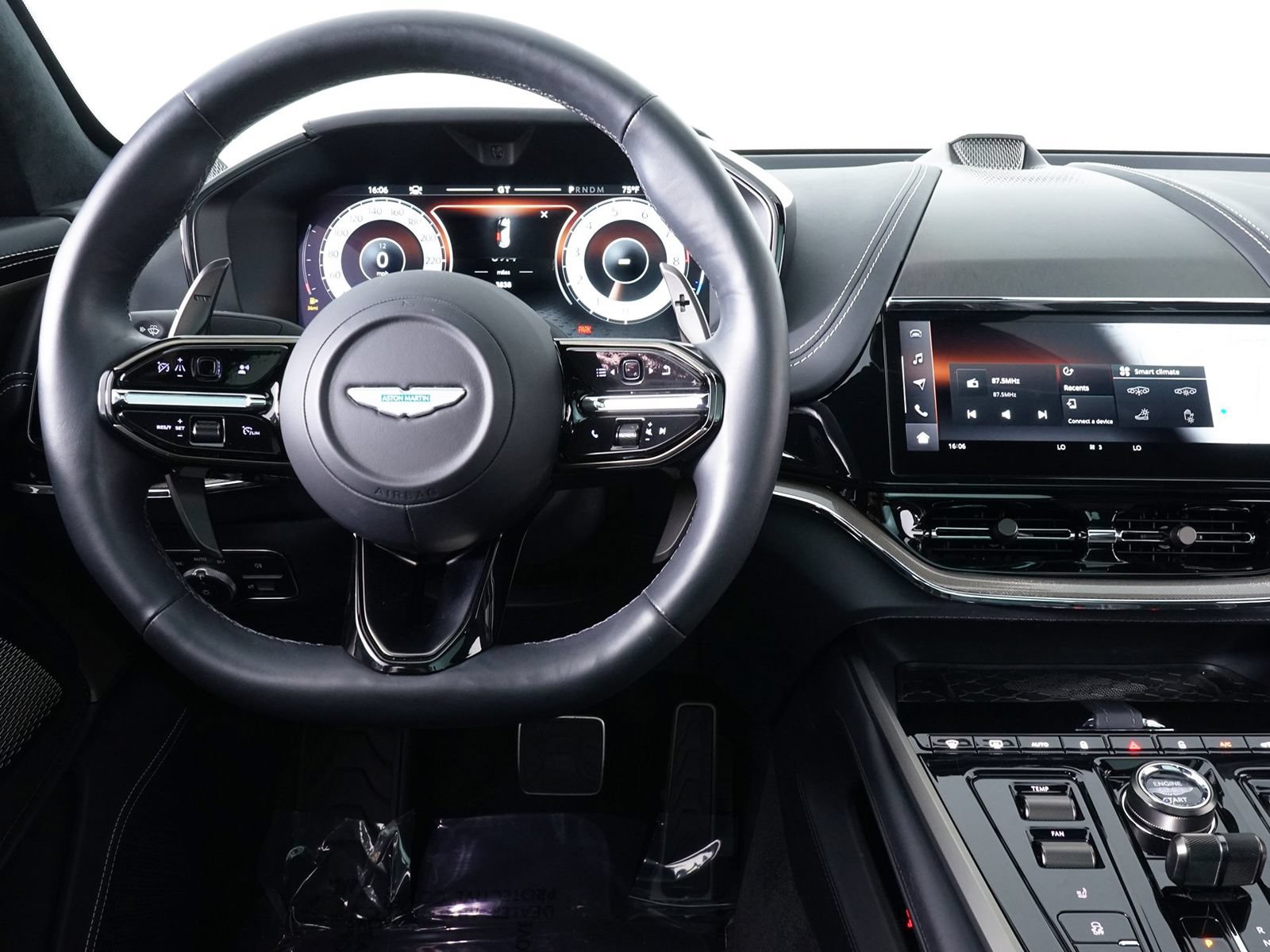 Used 2025 Aston Martin DBX 707 AWD/4WD image 25