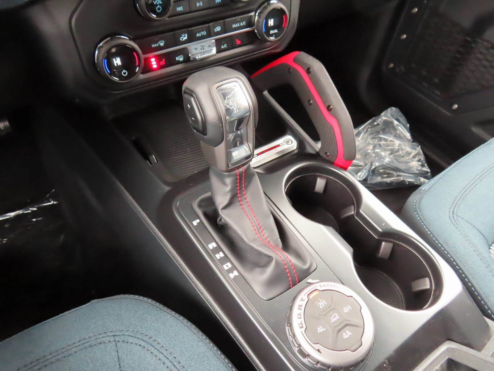 New 2025 Ford Bronco Heritage Edition image 16