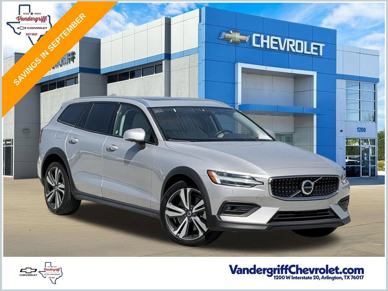 Used 2025 Volvo V60 B5 Cross Country Plus