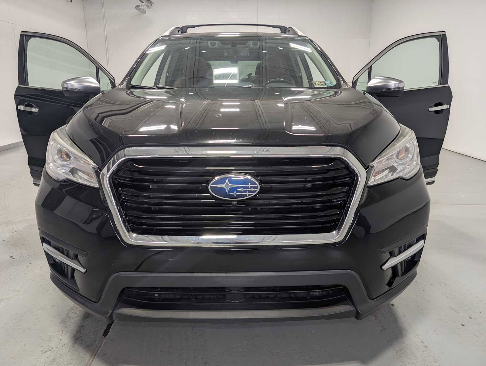 Used 2019 Subaru Ascent Touring w/ Popular Package #3 image 15