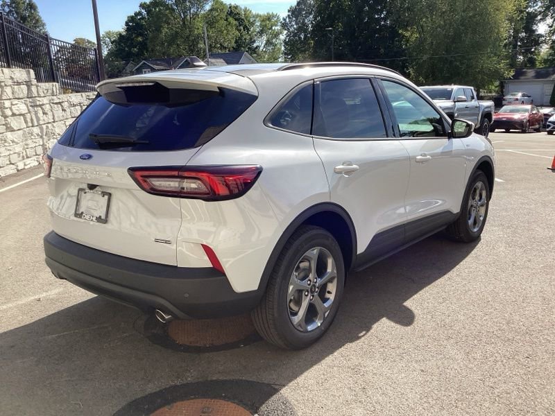 New 2026 Ford Escape ST-Line Select w/ Tech Pack #1 AWD/4WD image 7