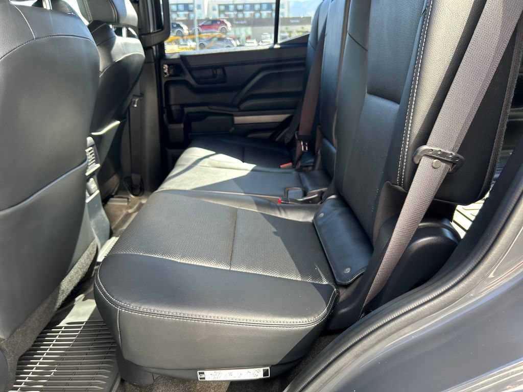 Certified 2025 Toyota 4Runner TRD Off-Road Premium AWD/4WD image 26