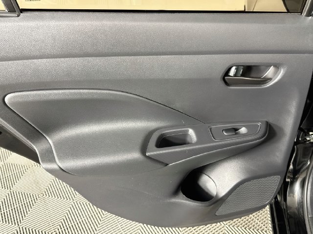 Used 2025 Nissan Versa S w/ Trunk Package FWD image 22