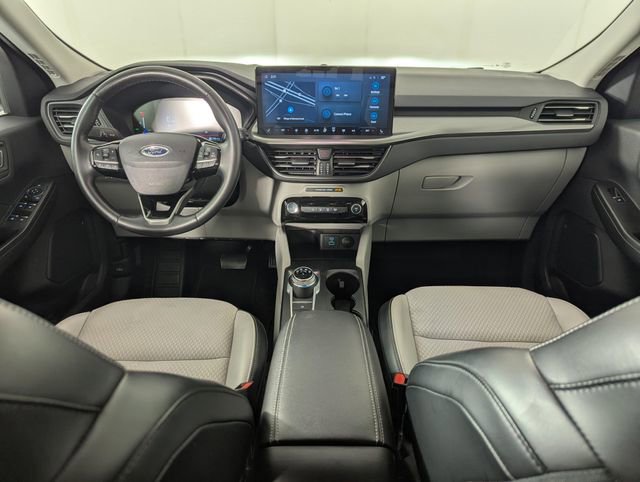 Used 2023 Ford Escape SE image 20